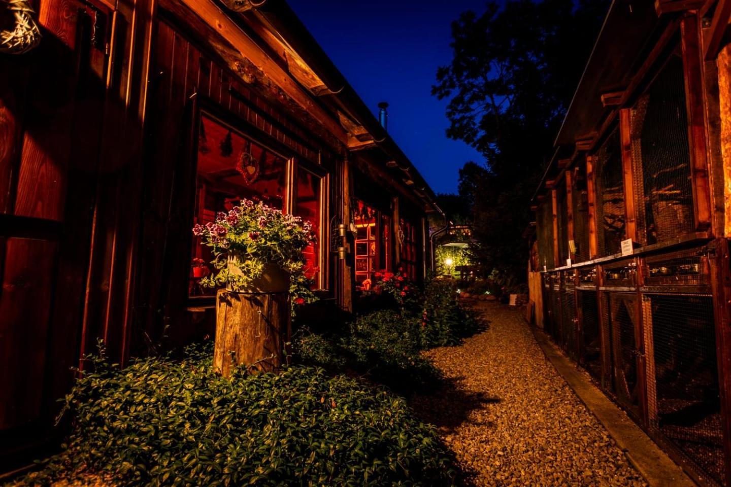 Guesthouse Eden Liptovsky Mikulas Exterior photo